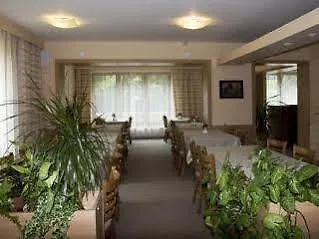 Jonathan Hotel