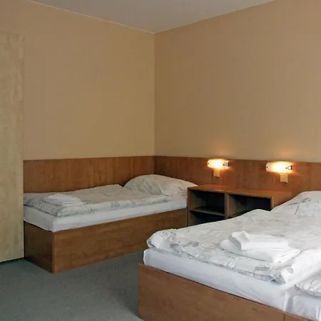 Hotel Jonathan 3*