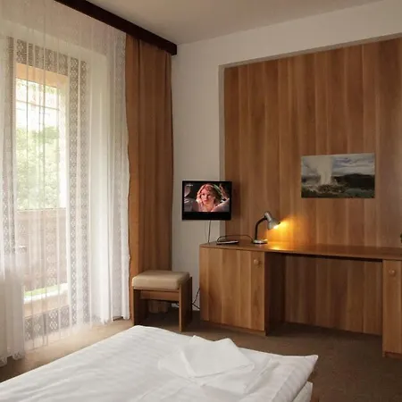 Jonathan Hotel